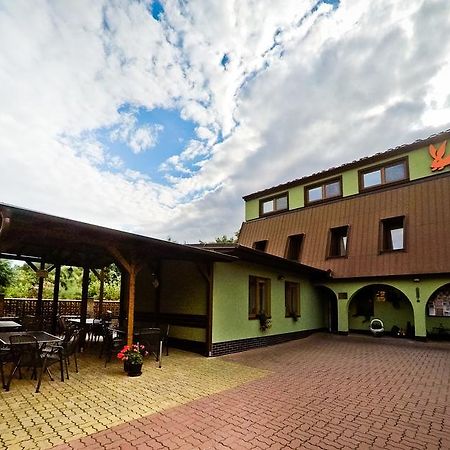 Penzion U Kraliku Kurdejov Экстерьер фото