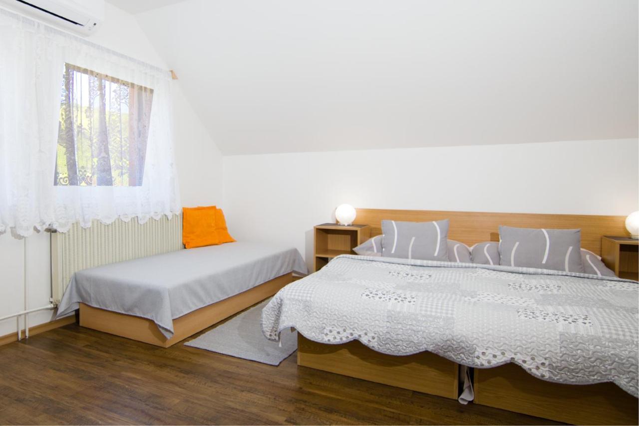 Penzion U Kraliku Kurdejov Экстерьер фото
